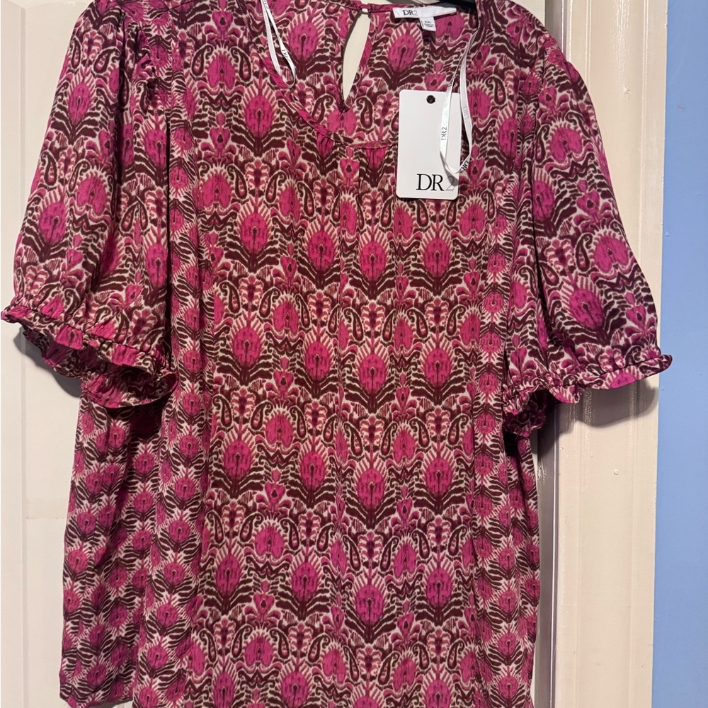 DR2 Pink and Brown Printed Short-Sleeve Blouse